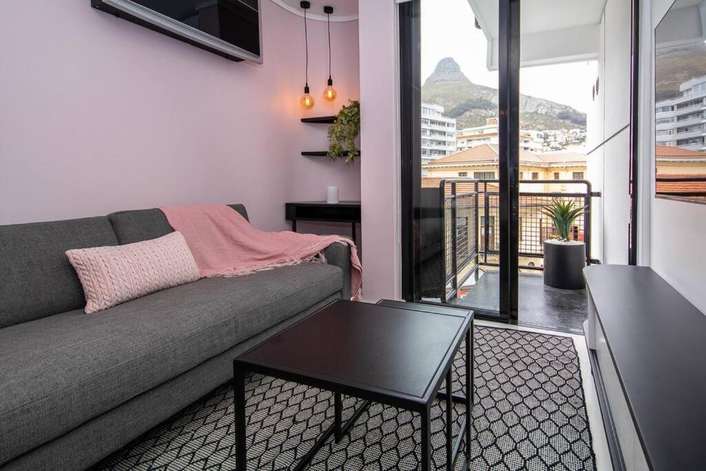 305 The Flamingo Sea Point * Kapstadt