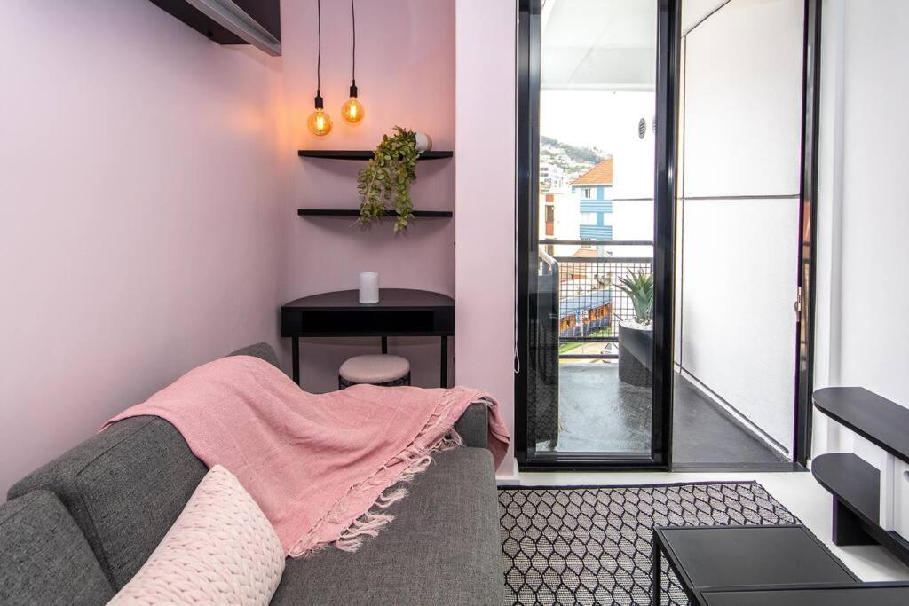 305 The Flamingo Sea Point Apartment *
