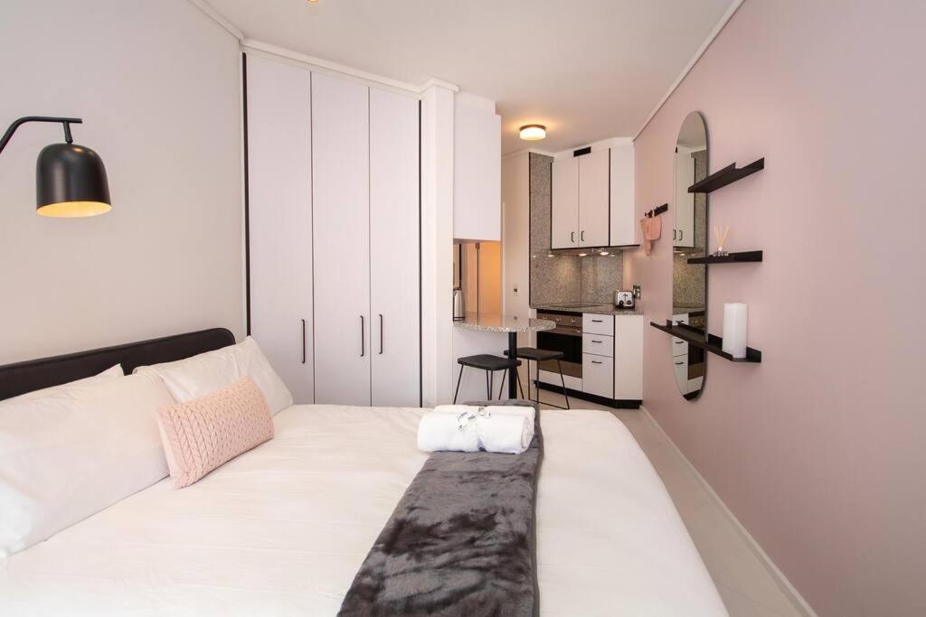 Apartment 305 The Flamingo Sea Point *