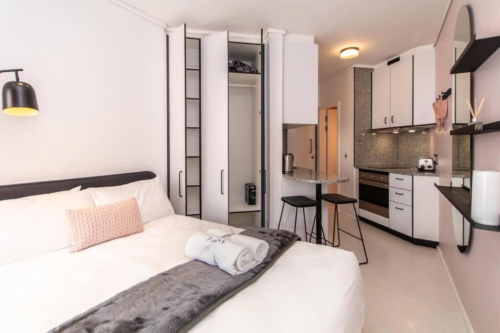 305 The Flamingo Sea Point